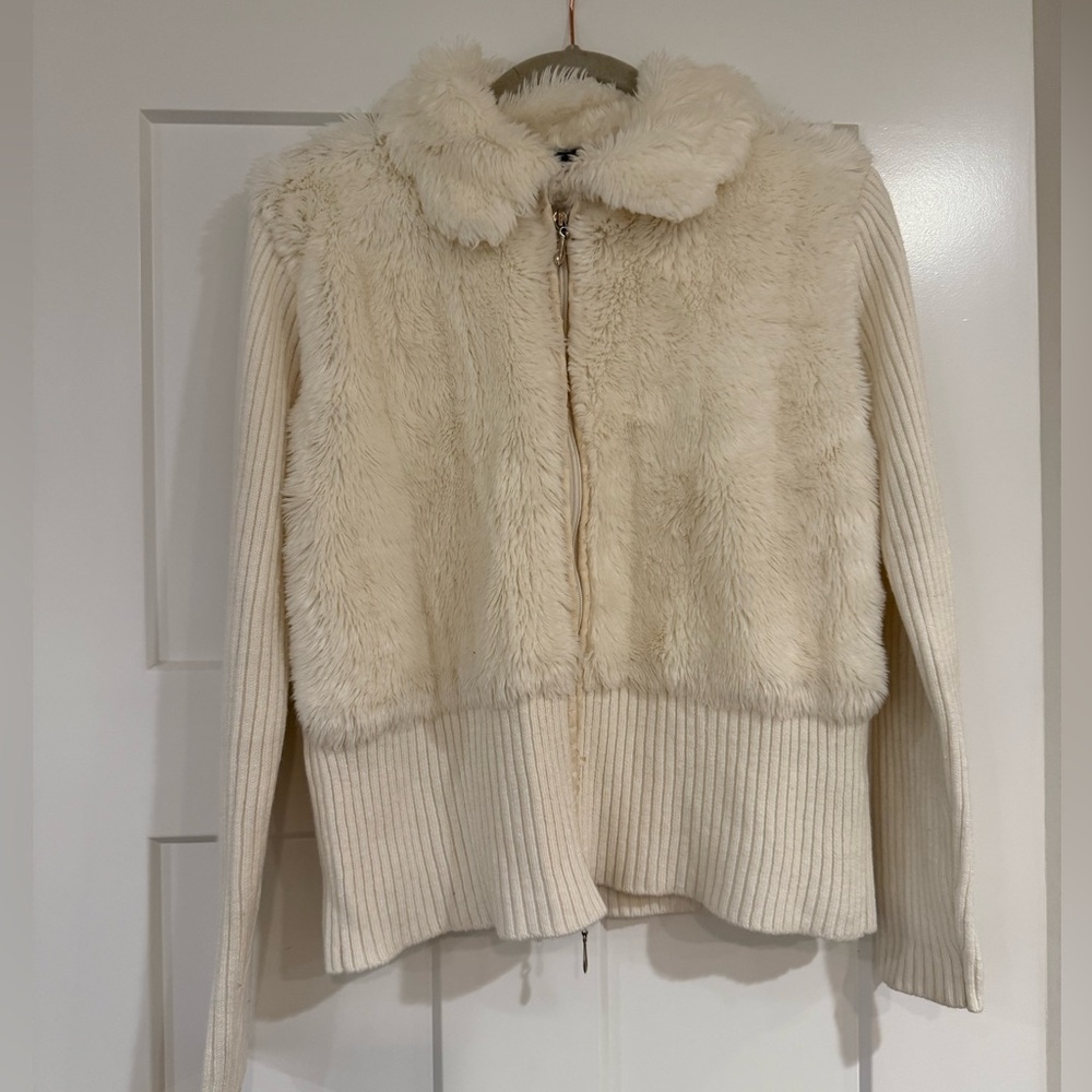 VINTAGE Y2K Women's Cream Faux Fur Cardigan Gorgeous Women's Large full zip